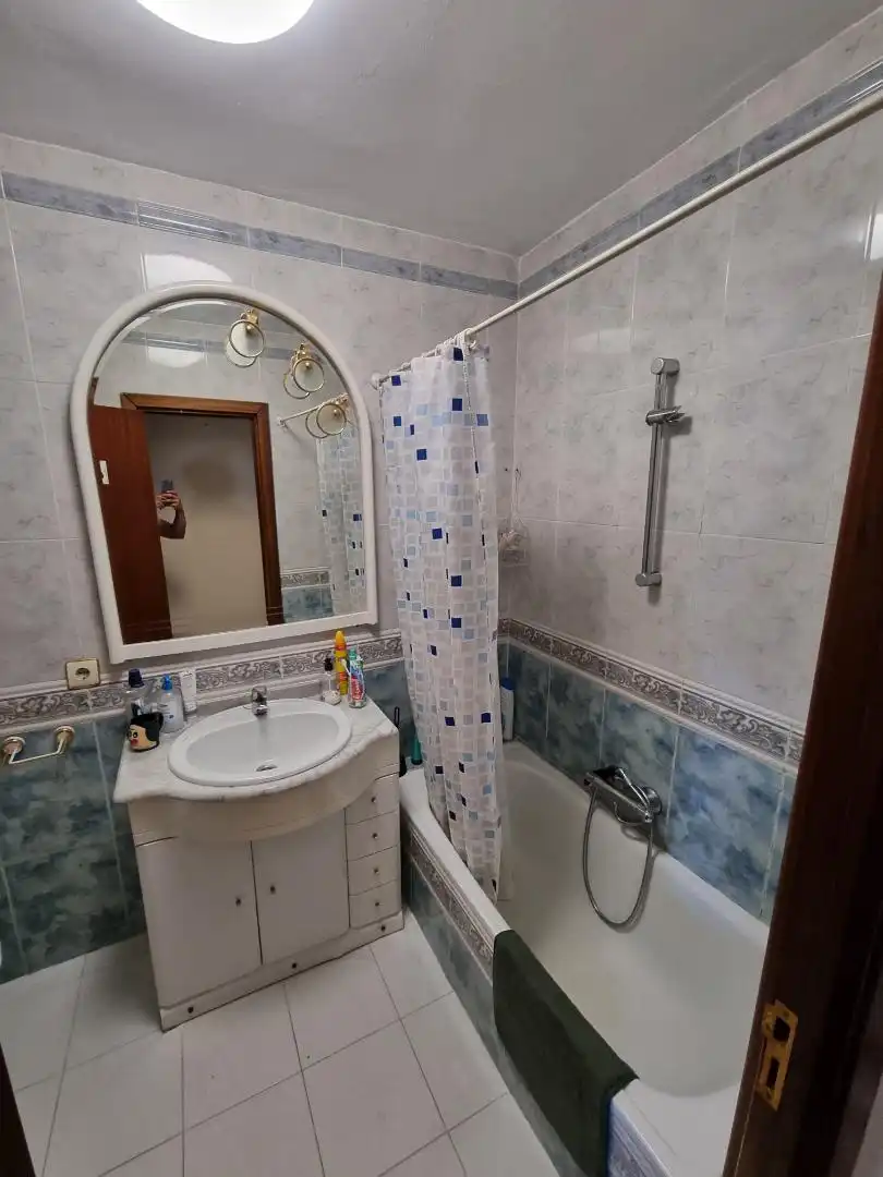 Wohnung zum Verkauf in Avenida Brasilia, 16, Pan y Guindas Badezimmer von Wohnung zum Verkauf in Palencia Capital mit Terrasse