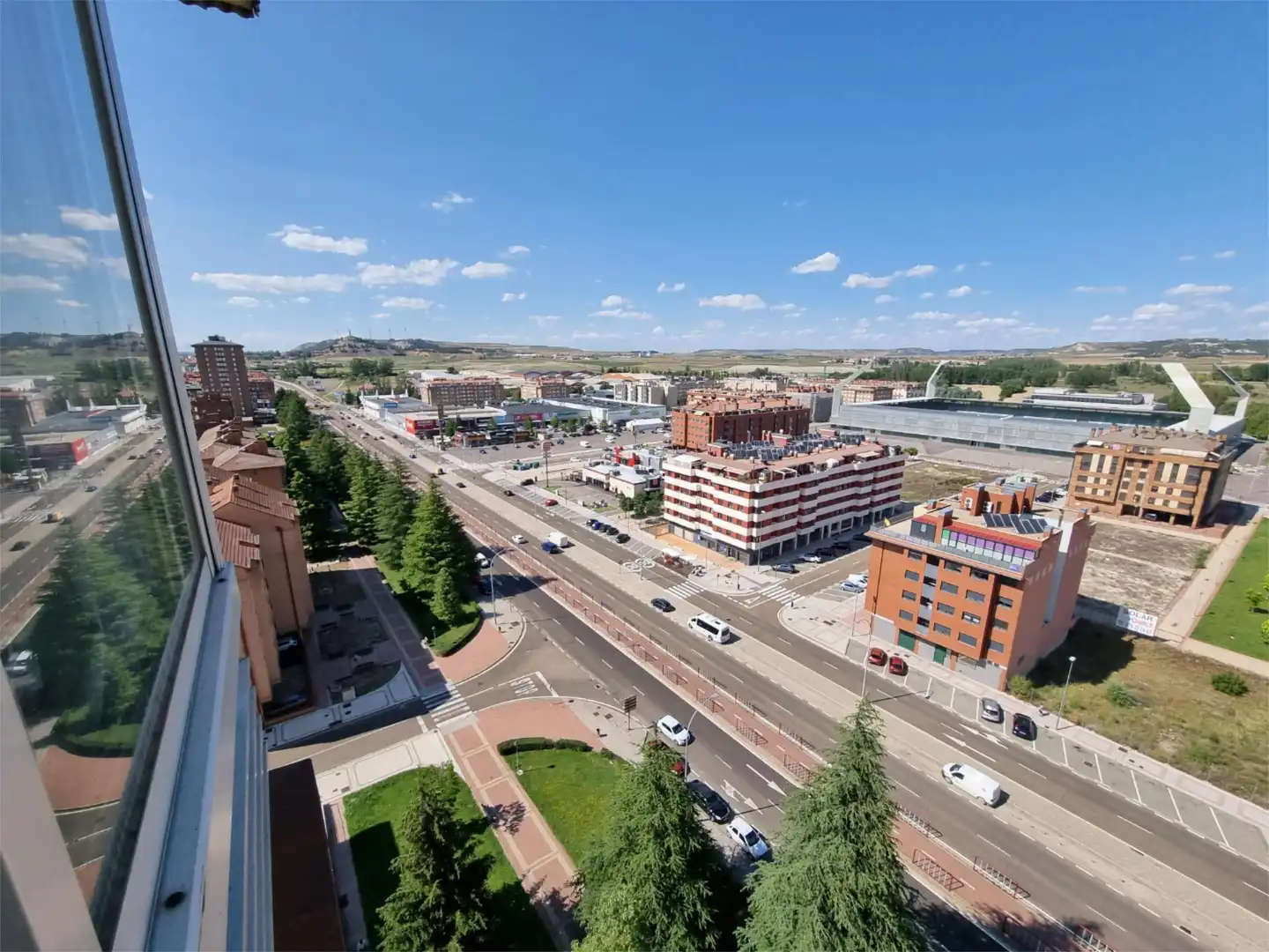 Wohnung zum Verkauf in Avenida Brasilia, 16, Pan y Guindas Außenansicht von Wohnung zum Verkauf in Palencia Capital mit Terrasse