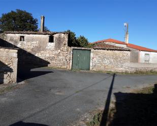 Casa adosada en venda en Monterroso