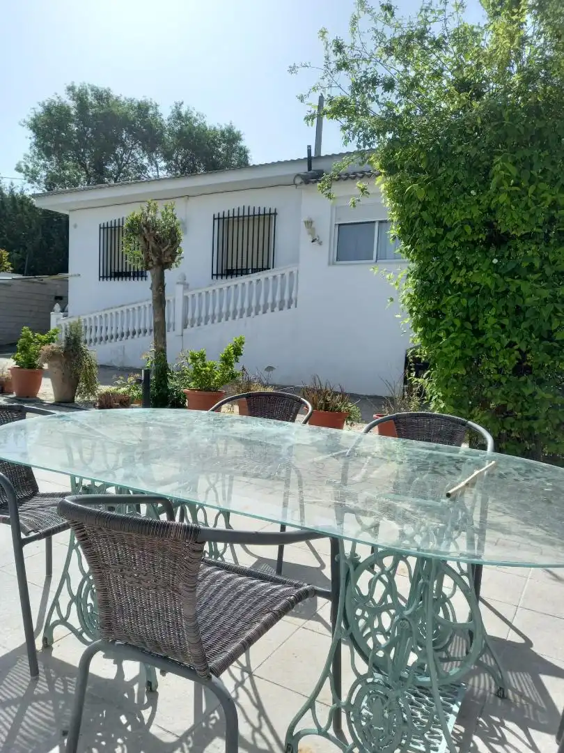 Garden of Houses for sale in Rus  with Air Conditioner, Private garden and Terrace
