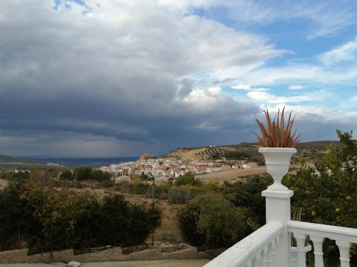 Exterior view of Houses for sale in Rus  with Air Conditioner, Private garden and Terrace