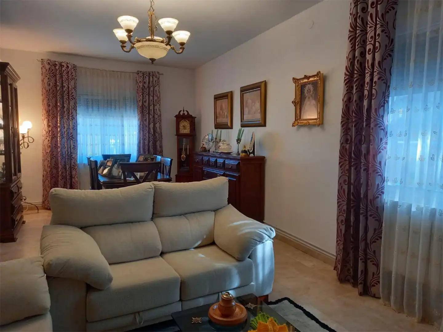 Living room of Houses for sale in Rus  with Air Conditioner, Private garden and Terrace