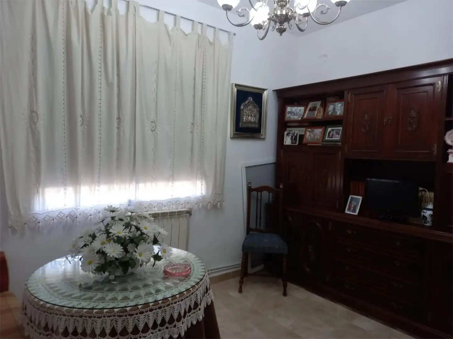 Houses for sale in Rus  with Air Conditioner, Private garden and Terrace