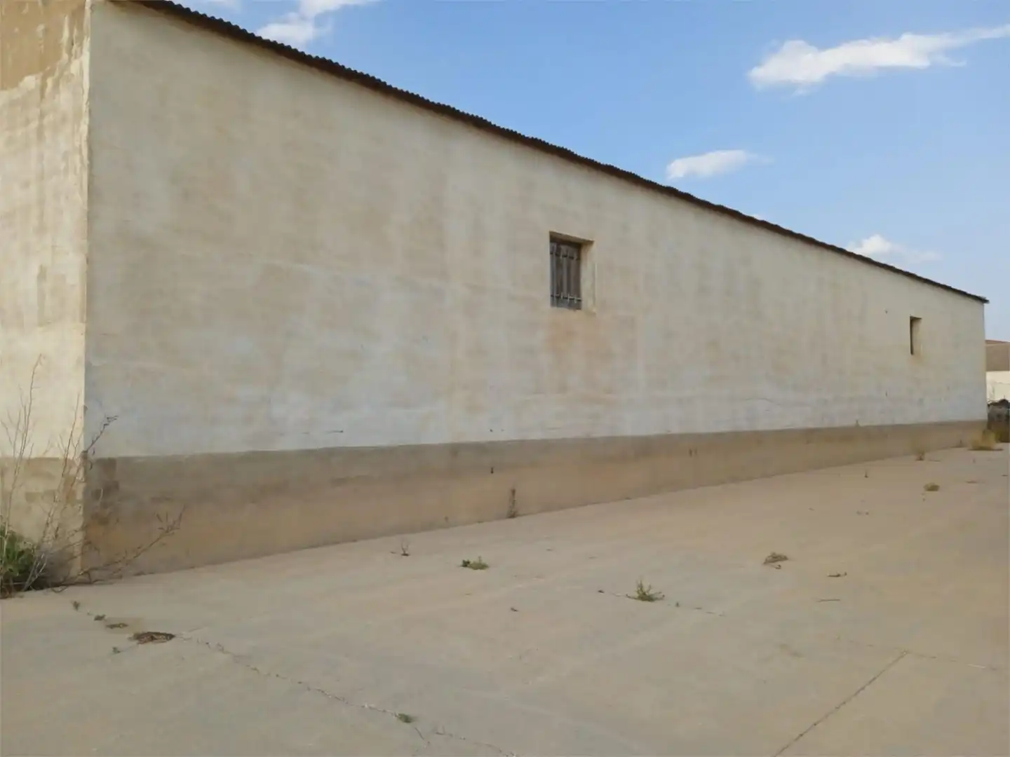 Planta baja en venta en Iniesta Vista exterior de Planta baja en venta en Iniesta