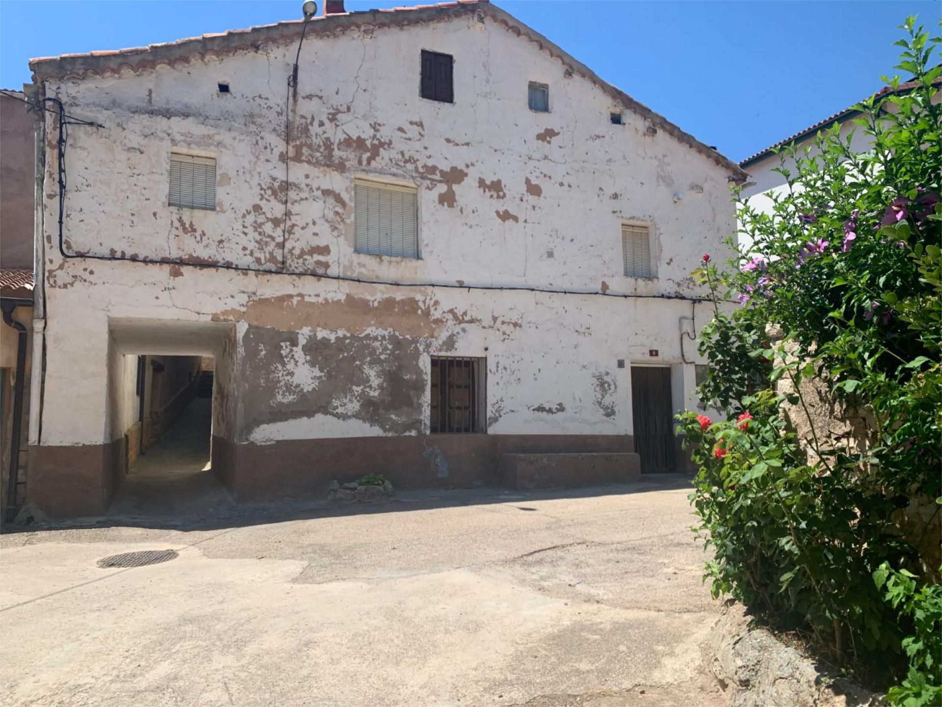 Vista exterior de Planta baixa en venda en Medinaceli amb Moblat
