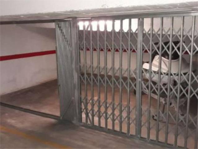 Garaje en Alquiler en Carrer Núñez de Balboa, 6 en Alcanar