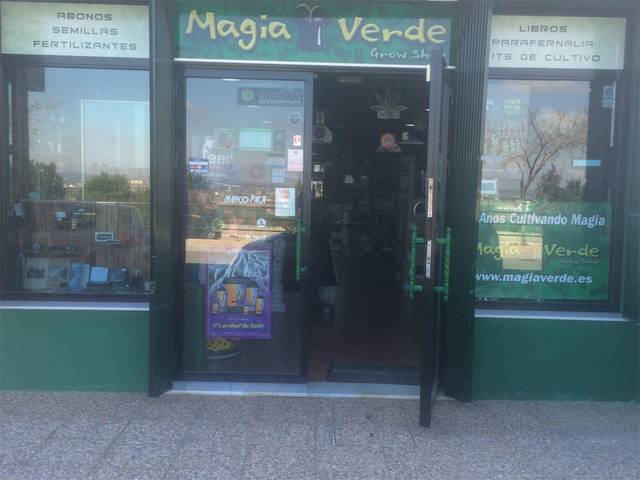 Local comercial en Venta en Calle Ciudad de Salamanca, 48 en Zona de la Vega