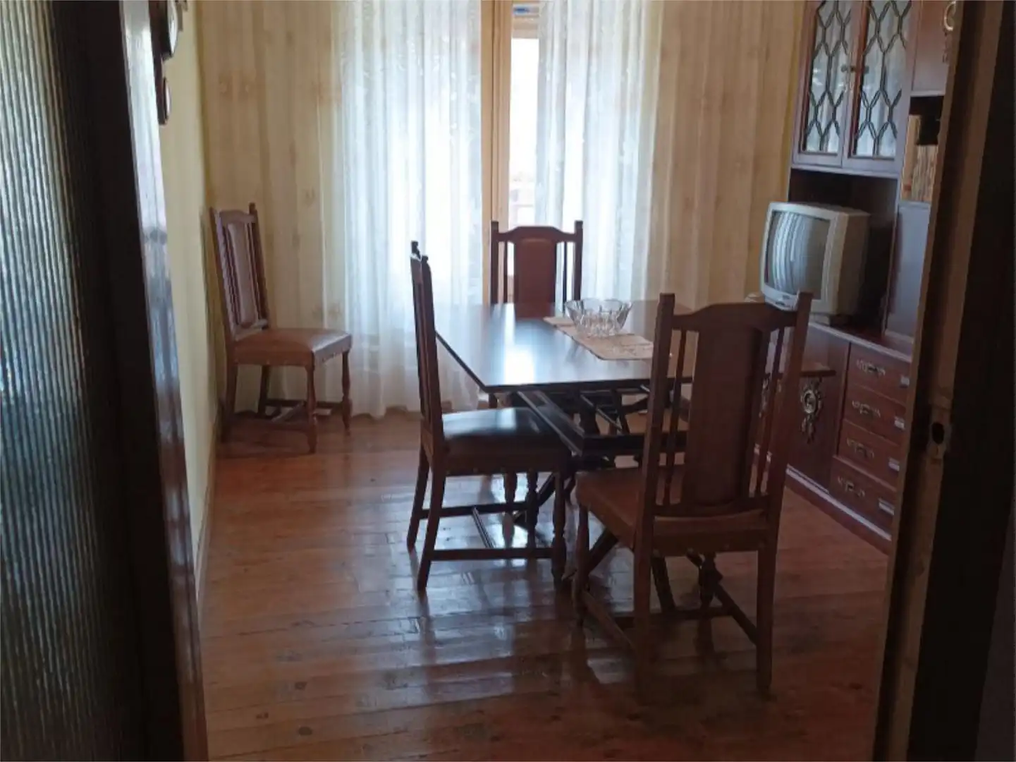 Casa adosada en venta en Calle las Eras, 13, Cabrejas del Pinar Comedor de Casa adosada en venta en Cabrejas del Pinar con Parquet, Trastero y Amueblado