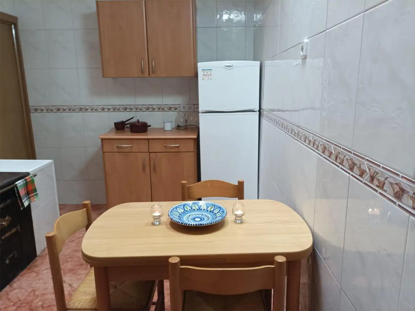 Casa adosada en venta en Calle las Eras, 13, Cabrejas del Pinar Cocina de Casa adosada en venta en Cabrejas del Pinar con Parquet, Trastero y Amueblado