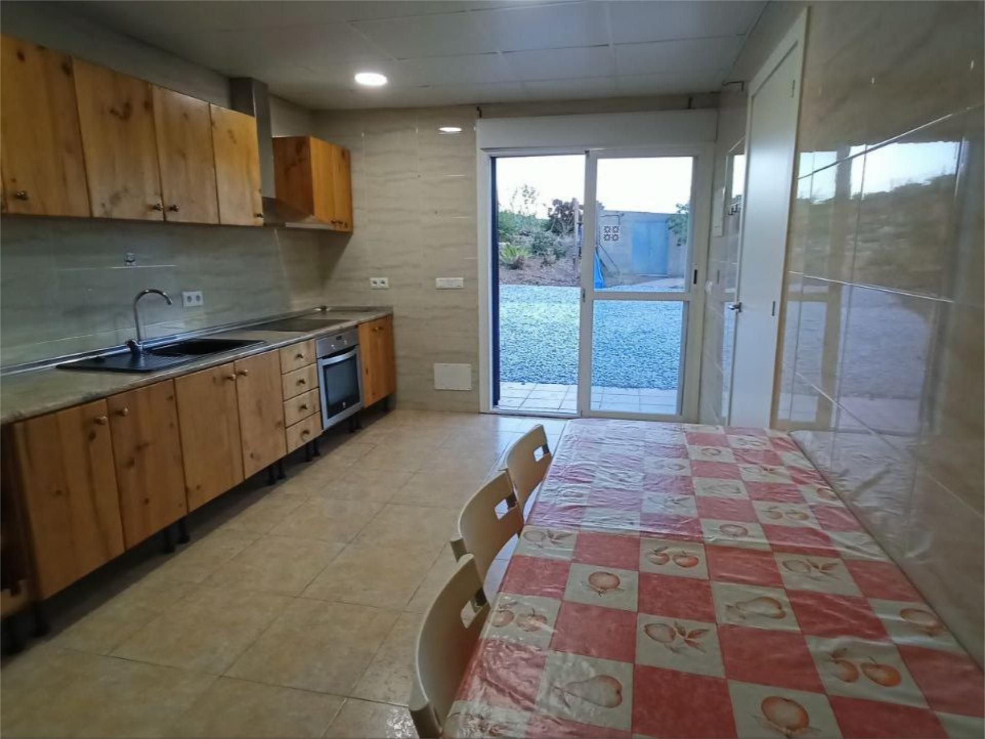 Cuina de Finca rústica en venda en  amb Aire condicionat, Terrassa i Piscina