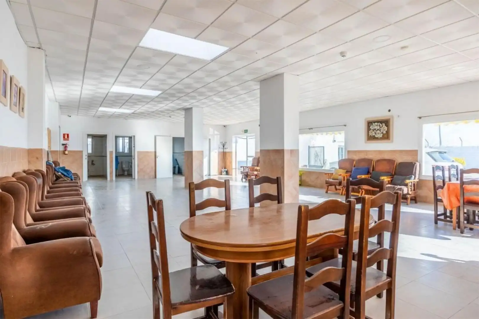 Room in Barrio San Rafael, 10, La Paz Flat for share in Alcalá de Guadaira with Air Conditioner, Heating and Storage room