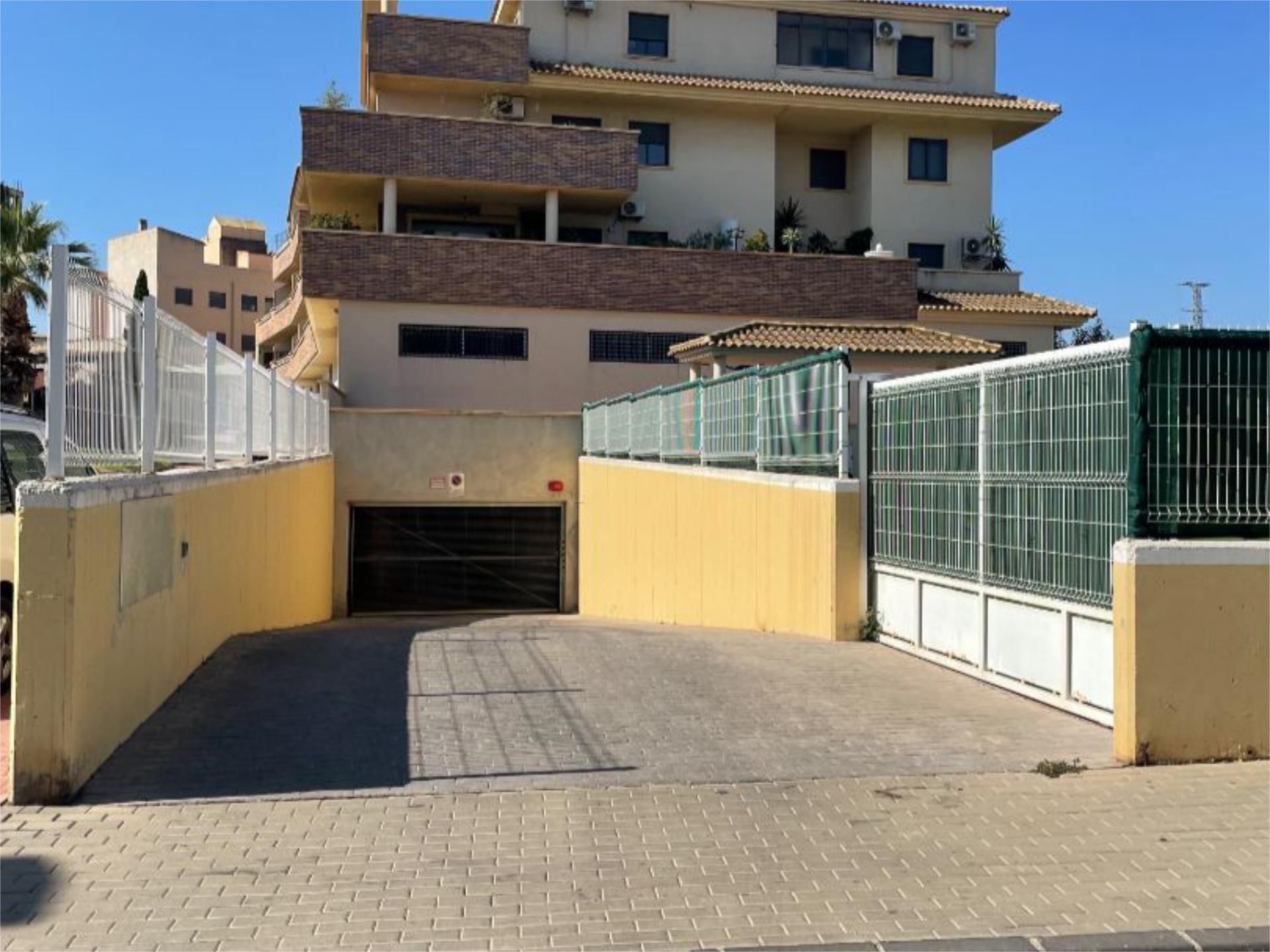 Aparcament de Garatge de lloguer en  Murcia Capital