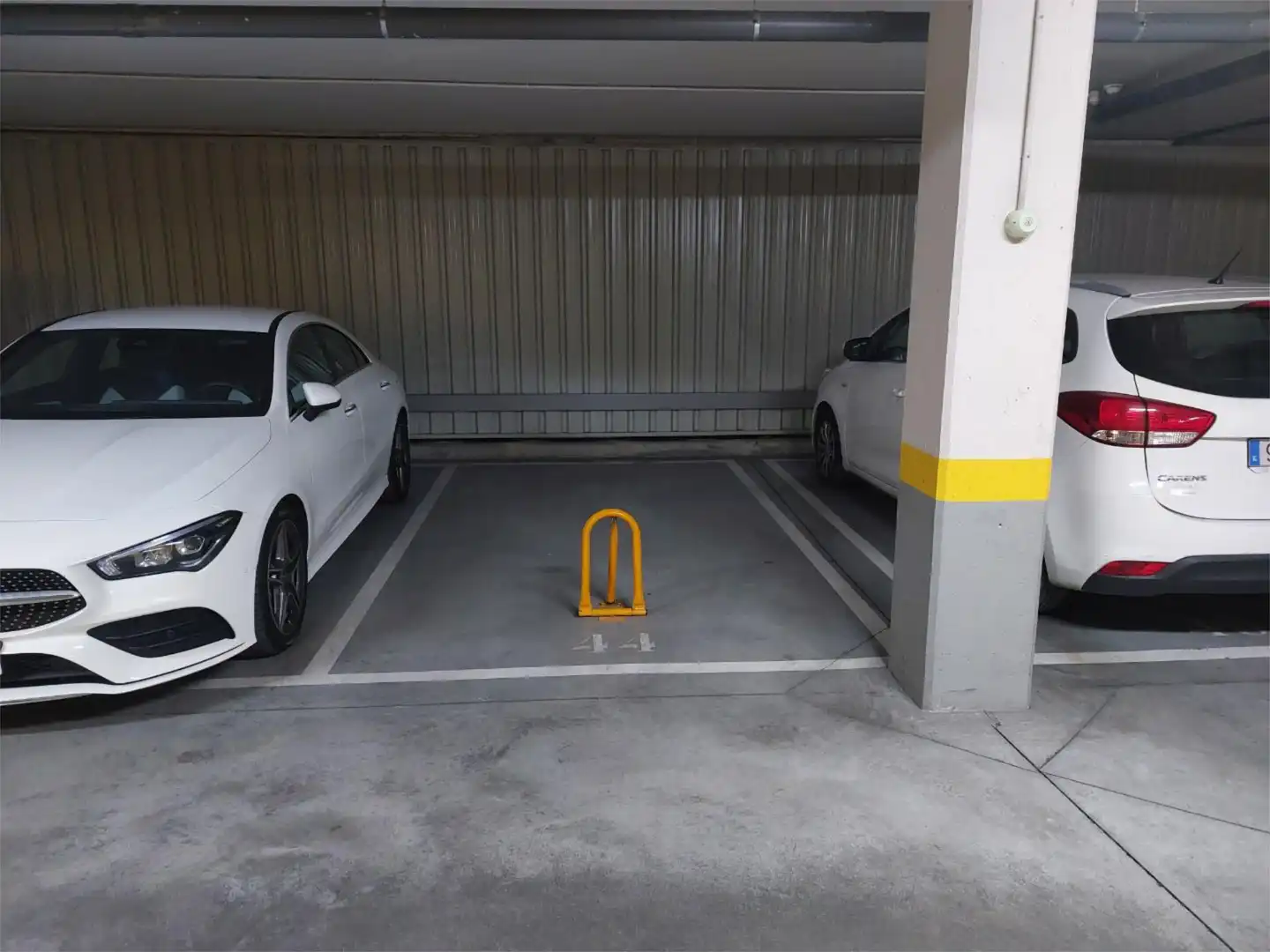 Garage for rent in Avenida de la Osa Menor, Sur - PAU 4 Parking of Garage for rent in Móstoles