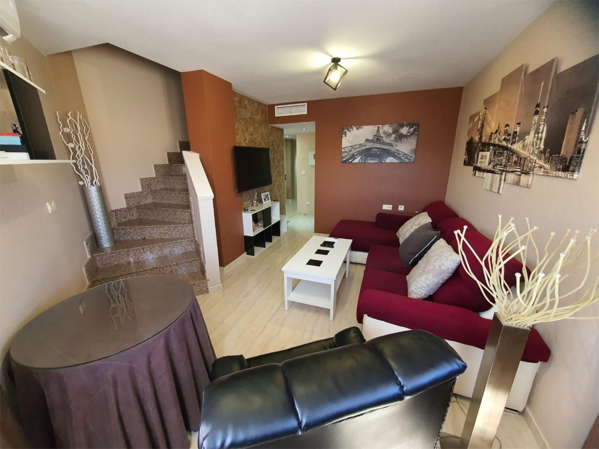 Sala d'estar de Dúplex en venda en Puerto Lumbreras amb Aire condicionat, Terrassa i Balcó