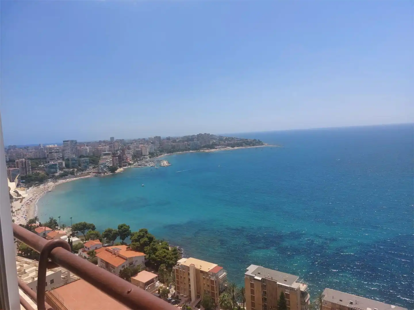 Vista exterior de Pis de lloguer en Alicante / Alacant amb Jardí privat, Terrassa i Piscina