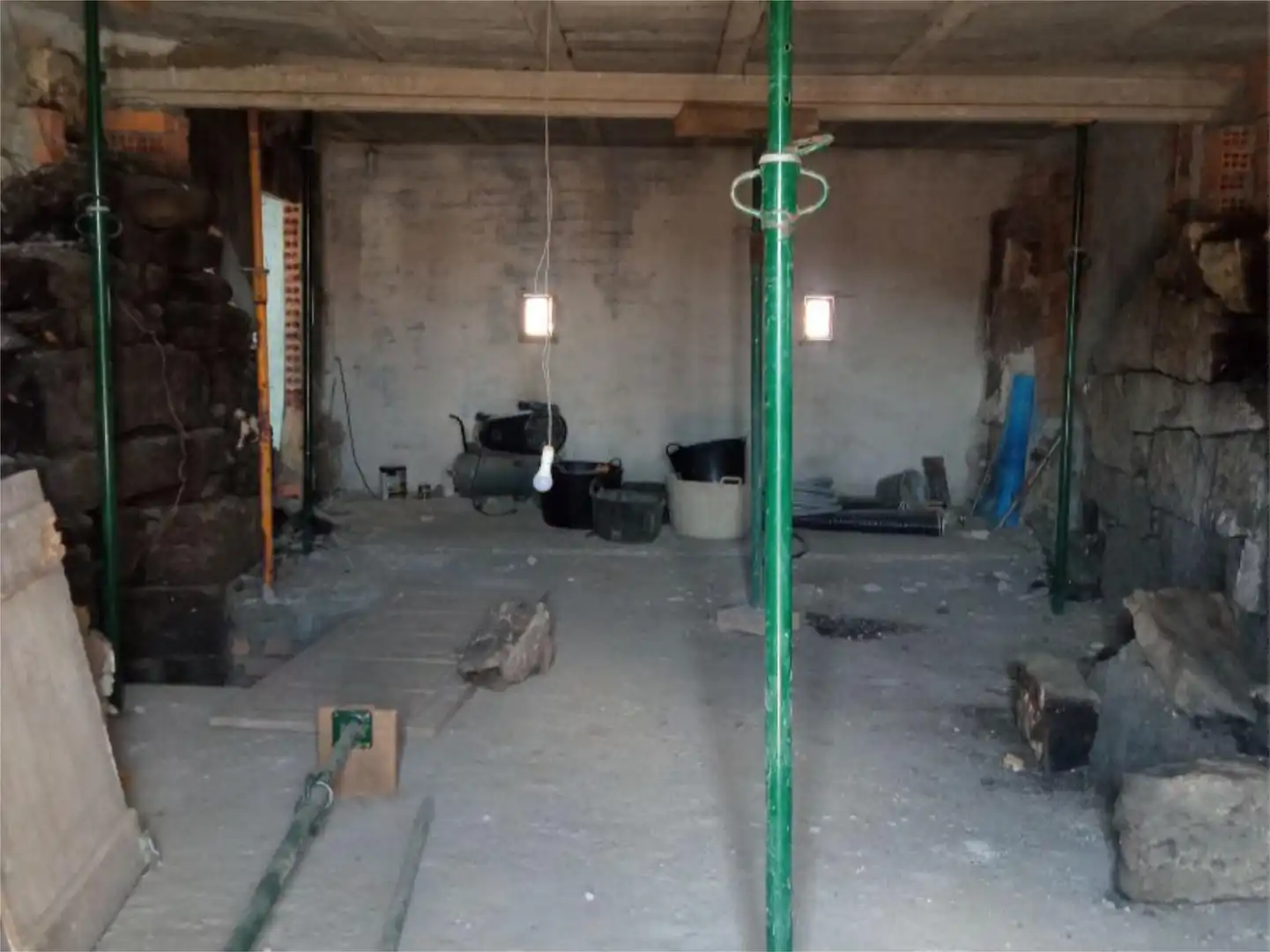 Ground floor for sale in O Carballiño    with Private garden and Balcony