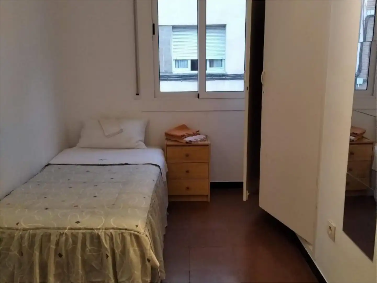 Schlafzimmer von Wohnung zur untervermieten in Terrassa mit Klimaanlage, Heizung und Parkett