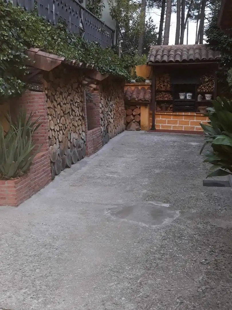 Houses for sale in Carretera Hoyuelo, 12, Guisando Parking of Houses for sale in Guisando with Heating, Private garden and Parquet flooring