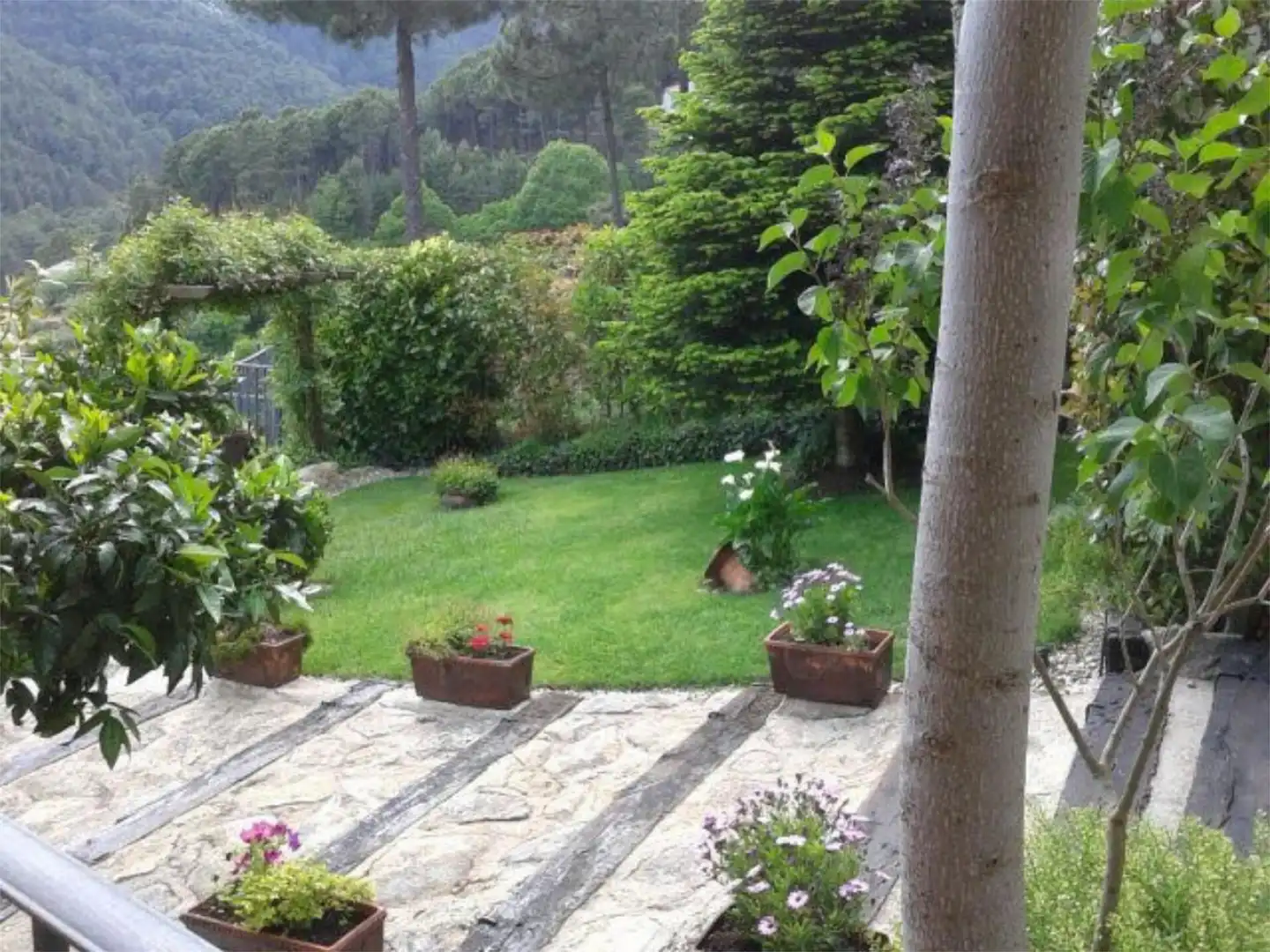 Houses for sale in Carretera Hoyuelo, 12, Guisando Garden of Houses for sale in Guisando with Heating, Private garden and Parquet flooring