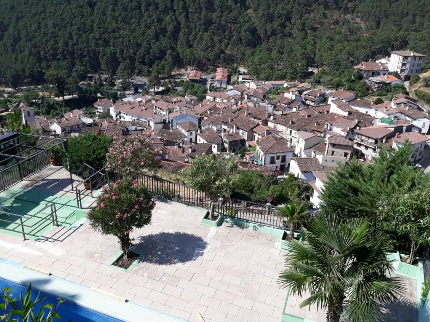 Houses for sale in Carretera Hoyuelo, 12, Guisando Exterior view of Houses for sale in Guisando with Heating, Private garden and Parquet flooring