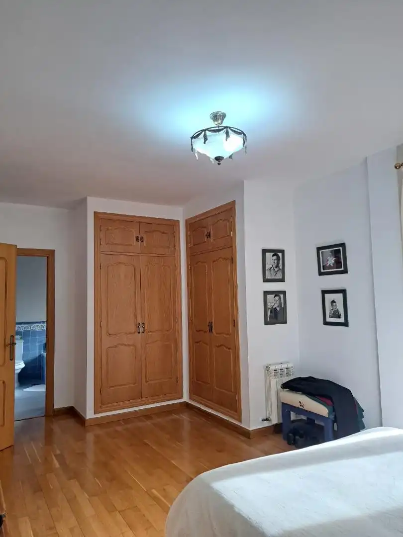 Houses for sale in Carretera Hoyuelo, 12, Guisando Bedroom of Houses for sale in Guisando with Heating, Private garden and Parquet flooring
