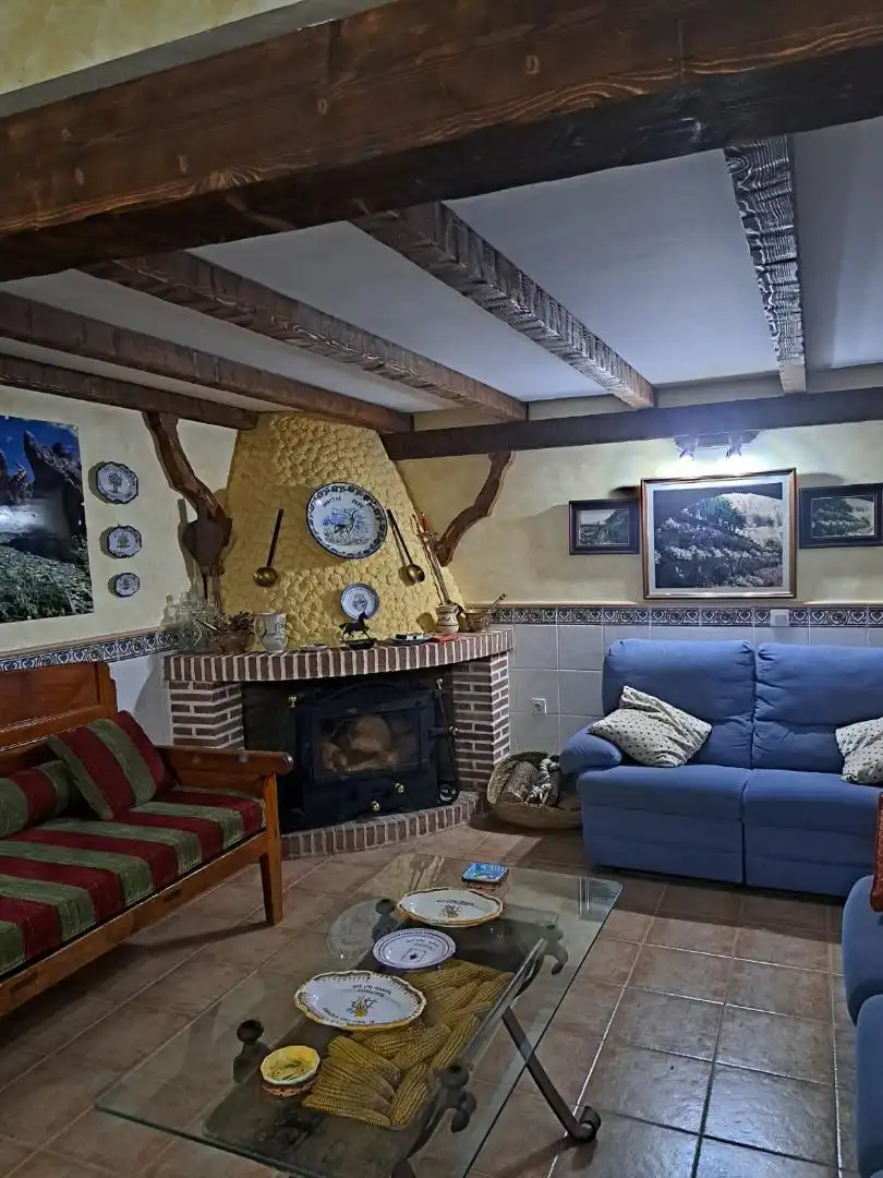 Houses for sale in Carretera Hoyuelo, 12, Guisando Living room of Houses for sale in Guisando with Heating, Private garden and Parquet flooring