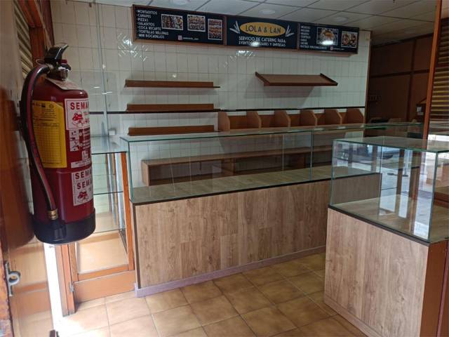 Local comercial en Alquiler en Carrer de Binèfar, 1 en La Verneda i la Pau