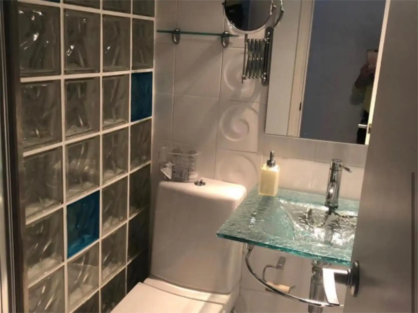 Apartamento de alquiler en Avinguda de Mohino, 40, Heliópolis Baño de Apartamento de alquiler en Benicasim / Benicàssim con Terraza, Piscina y Amueblado