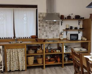 Kitchen of Single-family semi-detached for sale in Descargamaría  with Air Conditioner