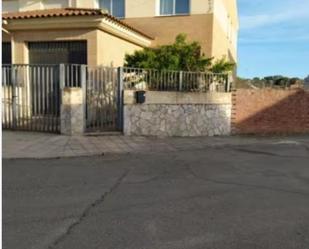 Vista exterior de Casa o xalet en venda en Mejorada amb Terrassa