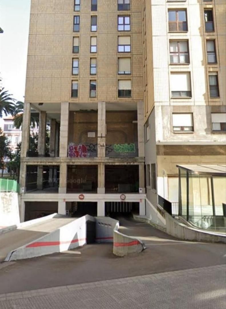 Exterior view of Garage for rent in Bilbao 