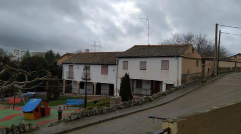 Foto 2 von Einfamilien-Reihenhaus zum Verkauf in Calle Máximo González, 51, Turégano, Segovia