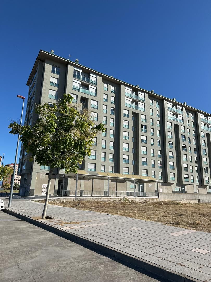 Vista exterior de Planta baixa de lloguer en Ponferrada