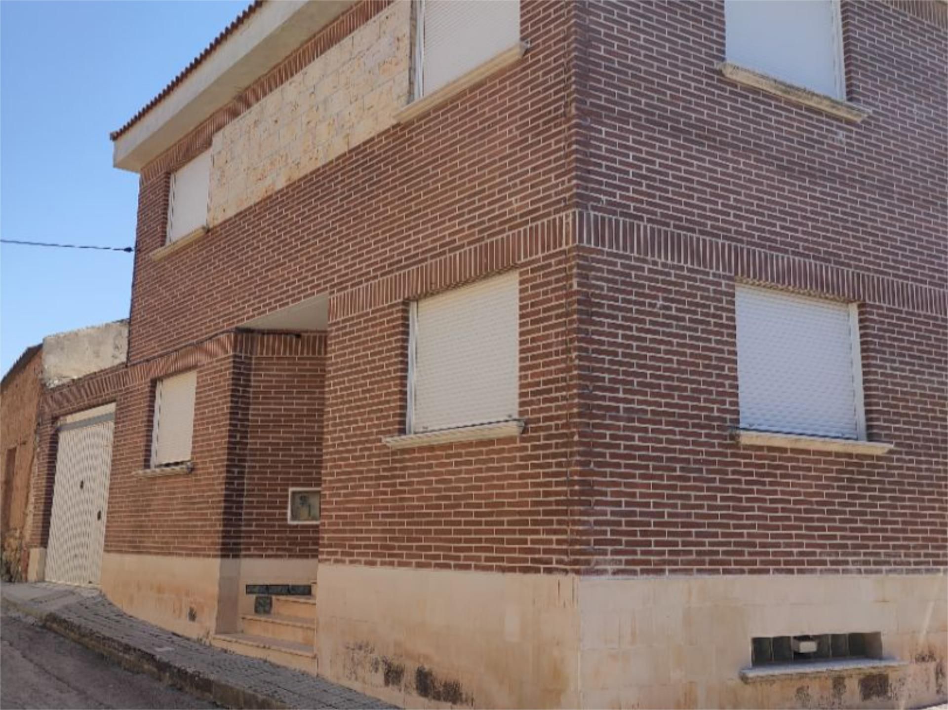 Vista exterior de Pis en venda en Villafuerte amb Calefacció, Parquet i Traster