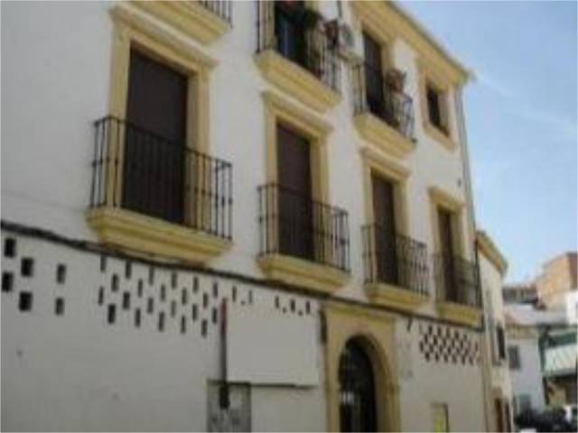 Local comercial en Venta en Calle Antonio Espín, 9 en Almodóvar del Río