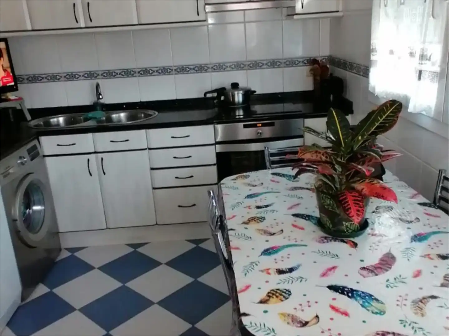 Casa o chalet en venta en Castrillo del Val Cocina de Casa o chalet en venta en Castrillo del Val con Calefacción, Jardín privado y Parquet
