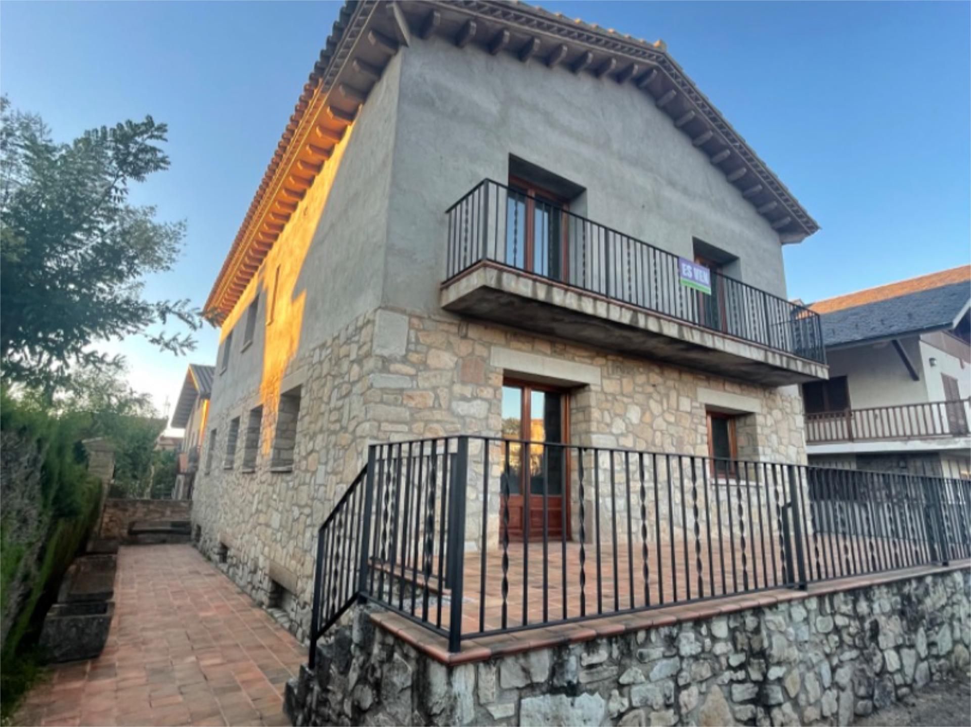 Exterior view of House or chalet for sale in L'Espluga de Francolí  with Terrace and Balcony