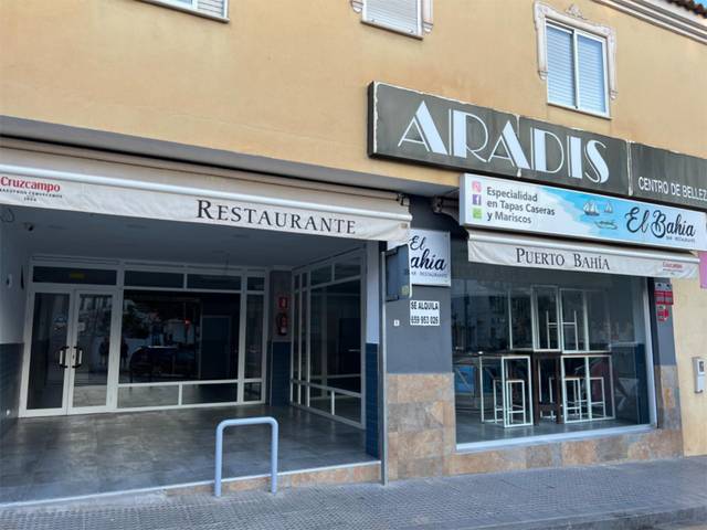Local comercial en Alquiler en Calle Escritor Atienza Huertos, 41 en Fuente Alegre - El Chaparral - Los Morales