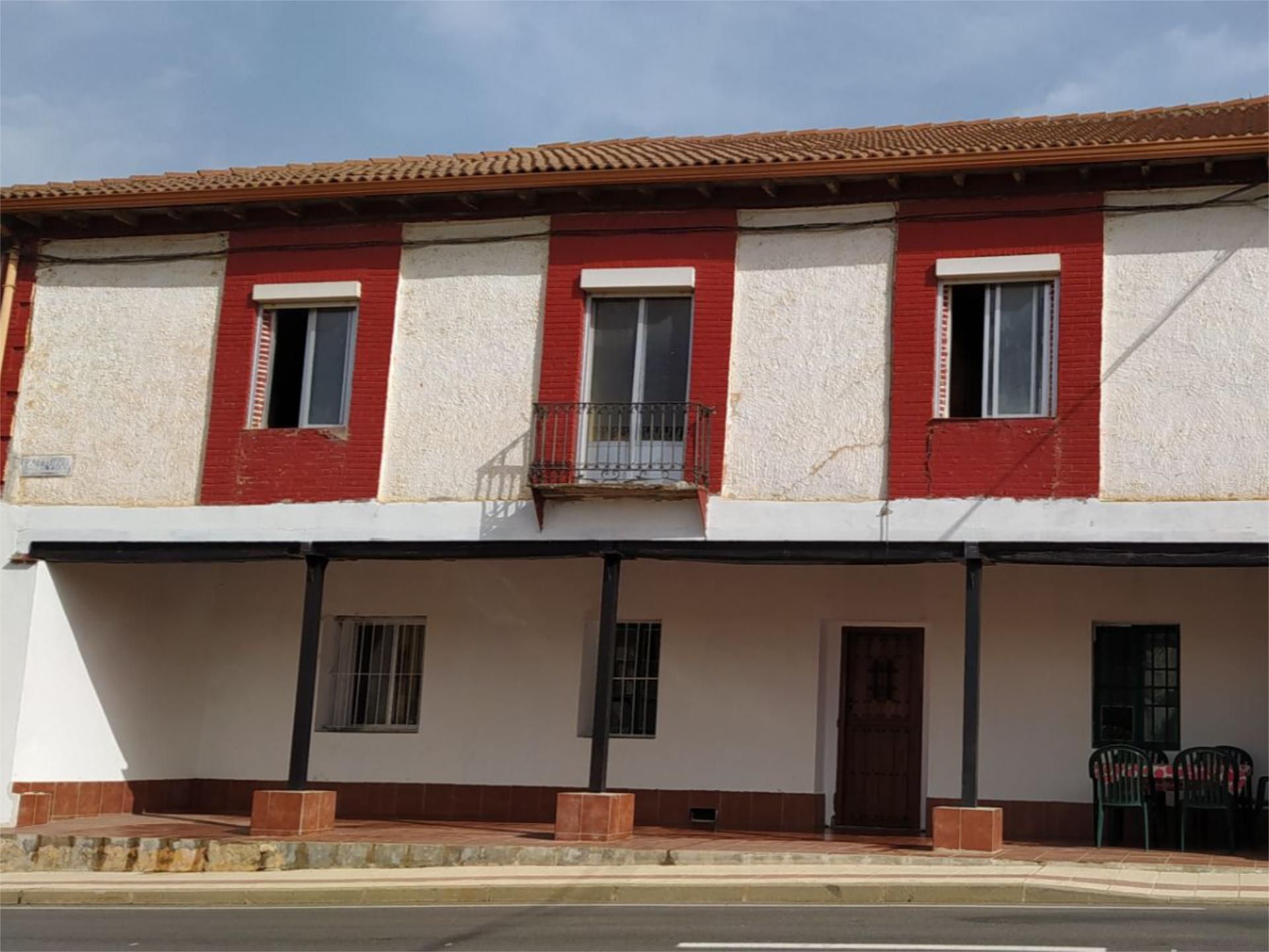 Vista exterior de Casa o xalet en venda en Cea amb Calefacció, Jardí privat i Parquet