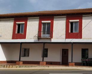 Vista exterior de Casa o xalet en venda en Cea amb Calefacció, Jardí privat i Parquet