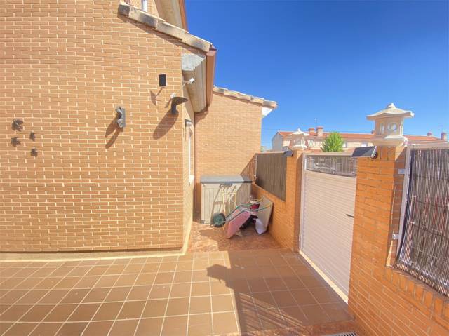 Piso en Venta en Calle Cebolla, 49D en Erustes