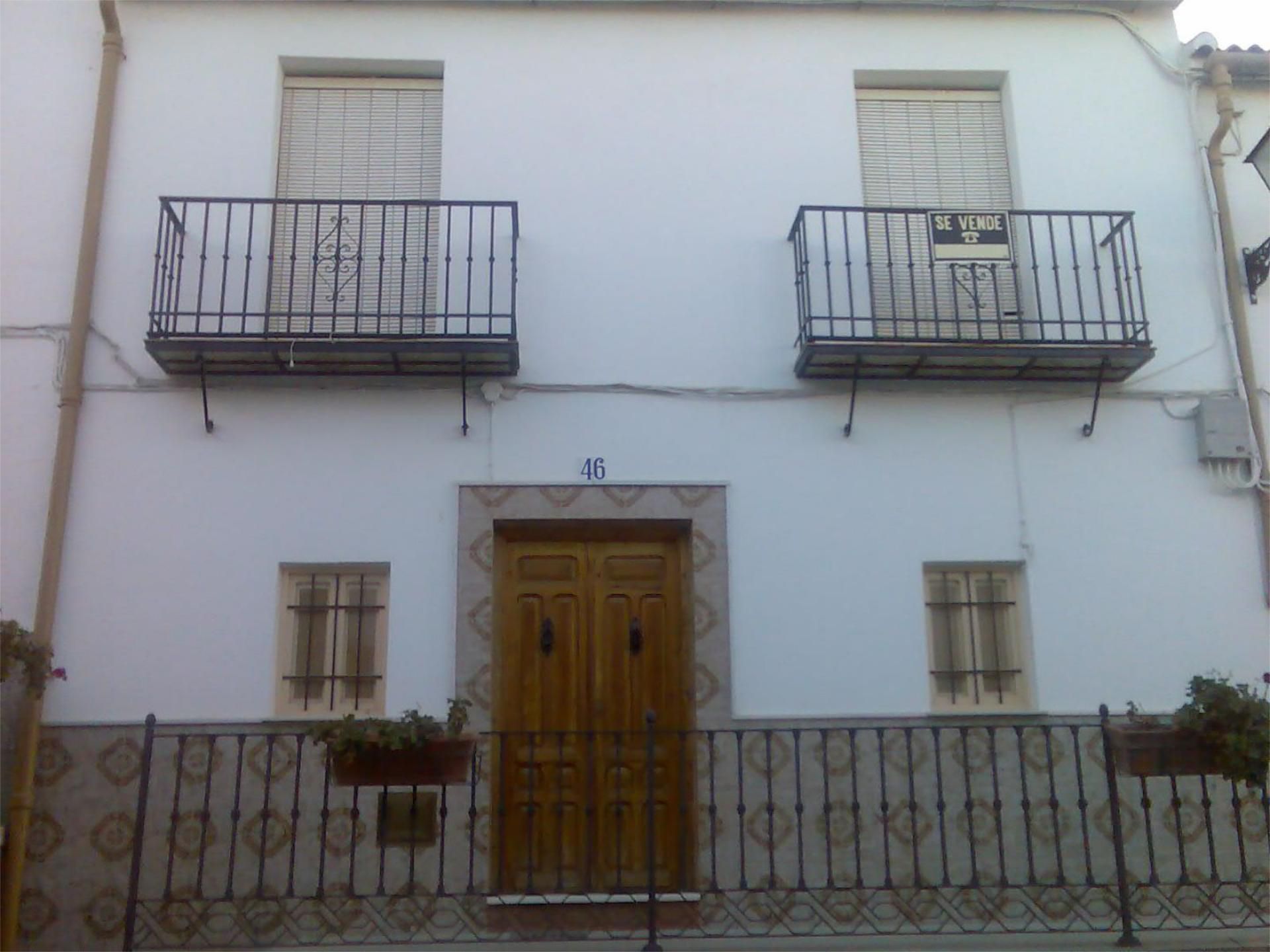 Exterior view of Single-family semi-detached for sale in Cuevas Bajas  with Terrace, Storage room and Balcony