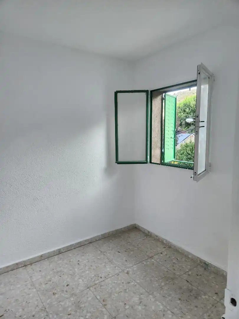 Garaje de alquiler en Avenida Cardenal Cisneros, 41, Santa María de la Alameda Habitación de Garaje de alquiler en Santa María de la Alameda