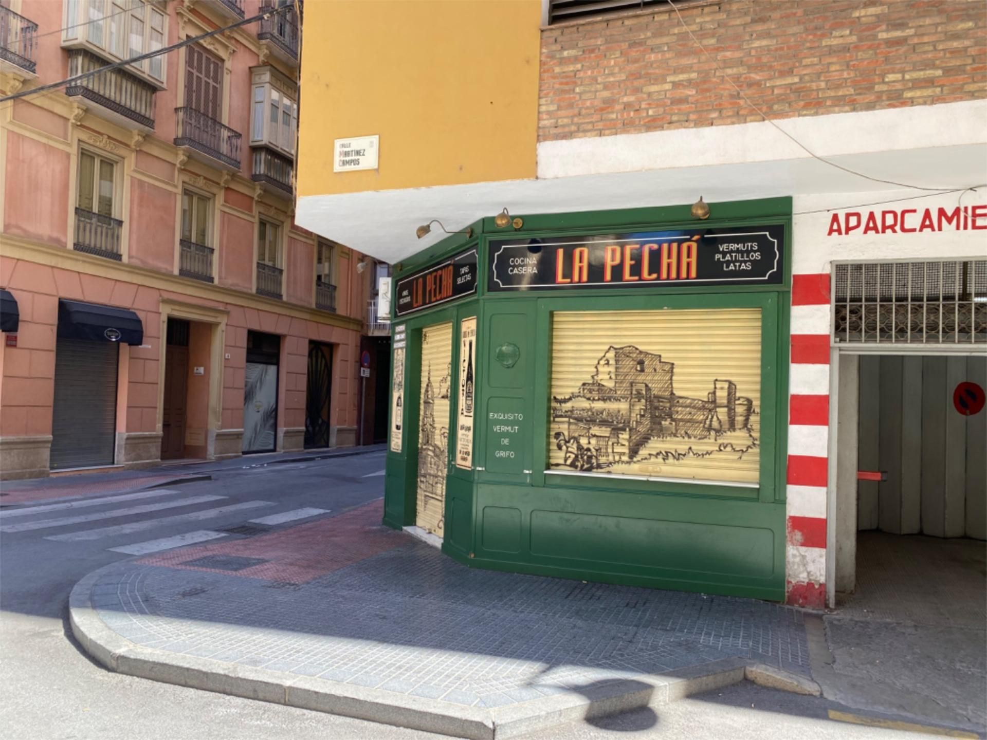 Vista exterior de Local en venda en Málaga Capital amb Aire condicionat, Calefacció i Moblat