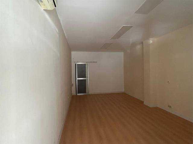 Local comercial en Venta en Calle Alonso Núñez, 3 en Valdepasillas - La Paz - Huerta Rosales