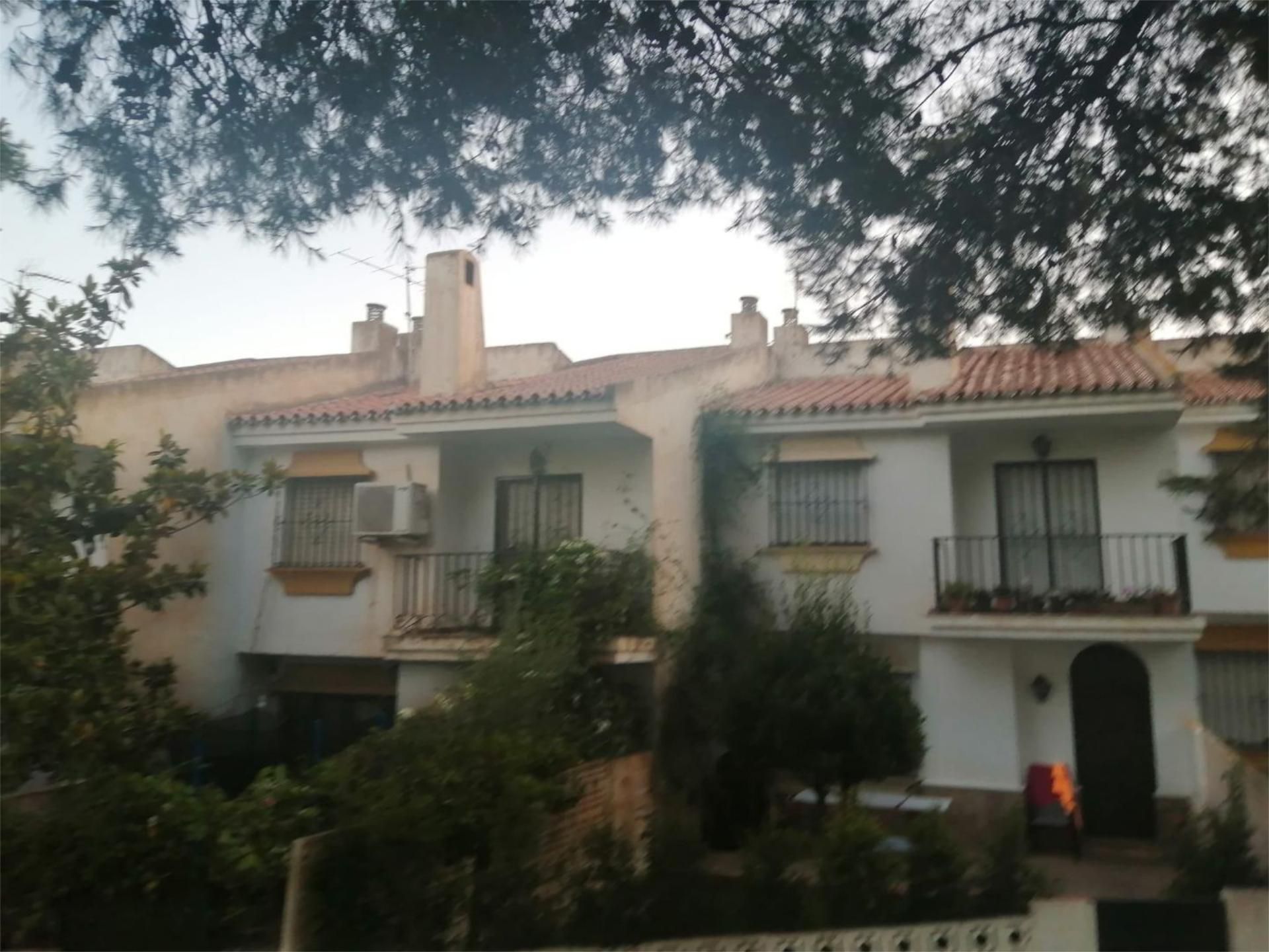 Vista exterior de Casa o xalet de lloguer en Vélez-Málaga amb Aire condicionat, Calefacció i Jardí privat