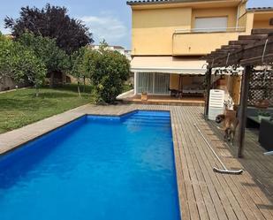 Piscina de Casa adosada en venda en Sant Julià del Llor i Bonmatí amb Terrassa, Piscina i Balcó