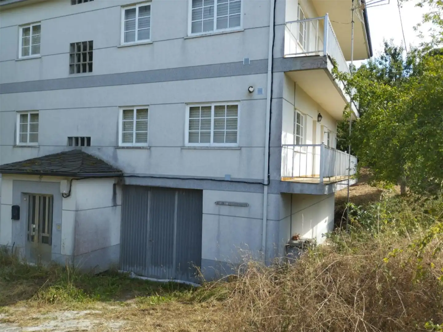 Casa o xalet en venda a Avenida Madrid, 53, Becerreá Vista exterior de Casa o xalet en venda en Becerreá amb Calefacció, Jardí privat i Terrassa