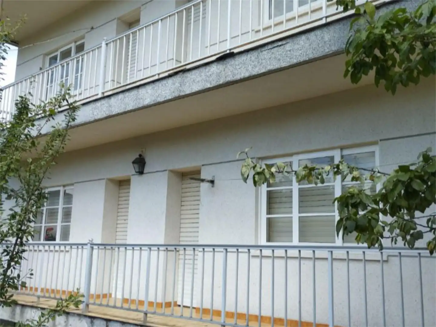Casa o xalet en venda a Avenida Madrid, 53, Becerreá Vista exterior de Casa o xalet en venda en Becerreá amb Calefacció, Jardí privat i Terrassa