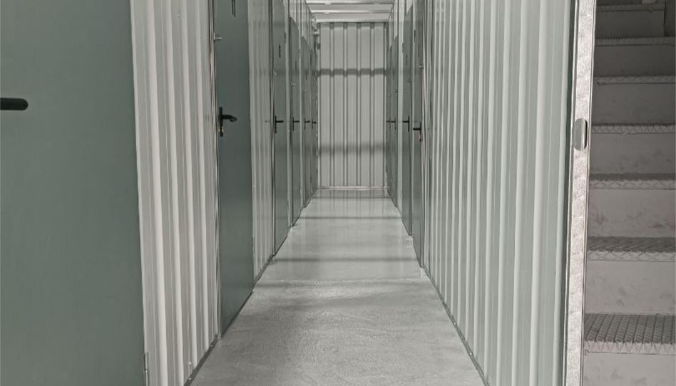 Trastero de alquiler en Calle del Ferrol, 19, Zona industrial, Pinto - imagen 1 Foto 1 de Trastero de alquiler en Calle del Ferrol, 19, Zona industrial, Pinto